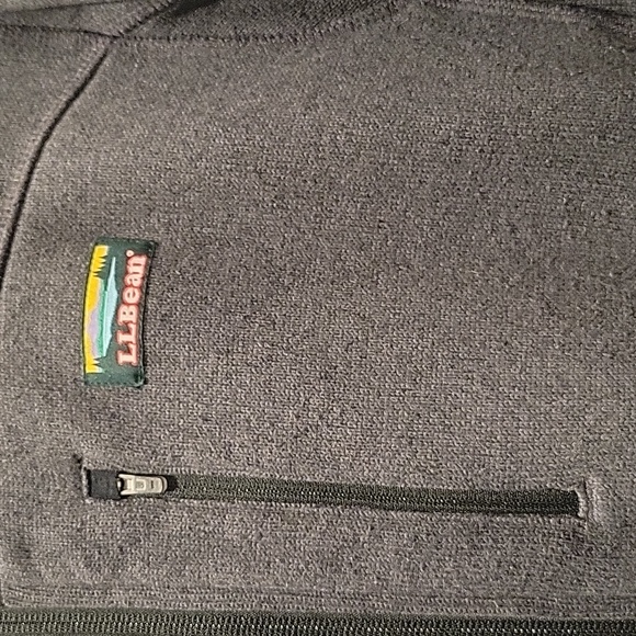 LL Bean Full Zip "Better Sweater"! Good used condition! Size is Large. - Picture 2 of 4